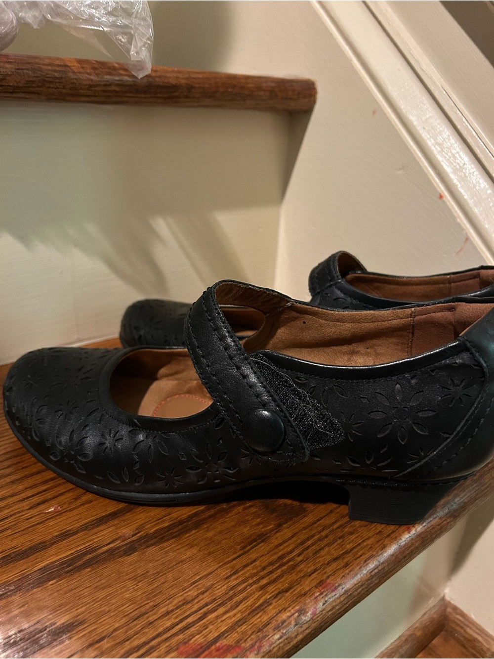 Cobb Hill Black Leather Mary Jane Flats